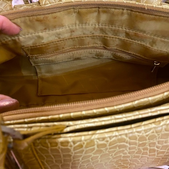 Joy Mangano shoulder/tote bag. Tassel, silver hardware and expandable. - Picture 8 of 8